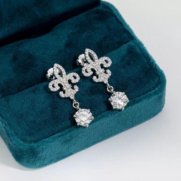 Certified 2ct. t.w. Diamond Brilliant Cut Elegant Dangle Earrings - Picture 1 of 15